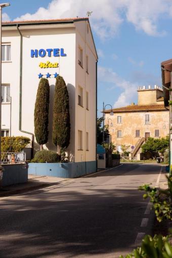 Hotel Nina 