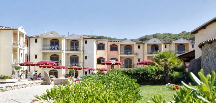 Club Esse Posada Beach